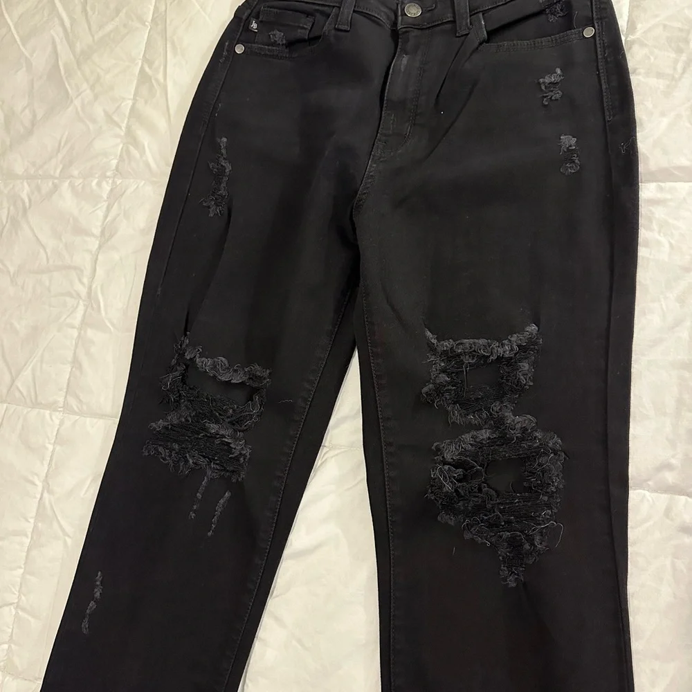 Judy Blue Black Distressed Jeans - Picture 5 of 6